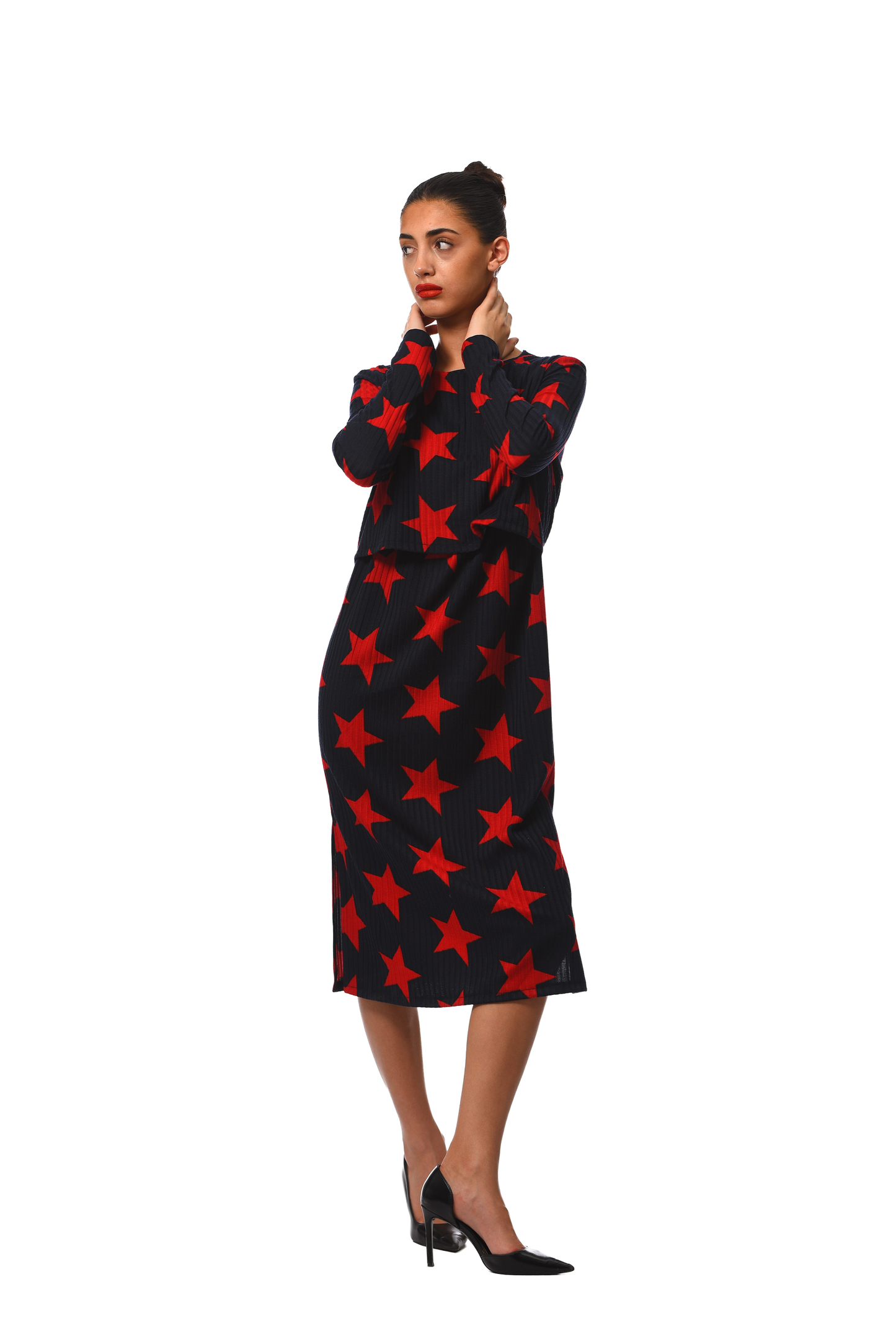 RED STAR KNITTED  FREE DRESS ADAPTED ON BRAST FEEDDING